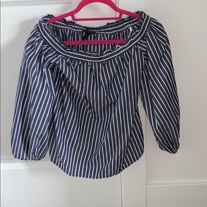 Long sleeves blue and white off-the shoulders top